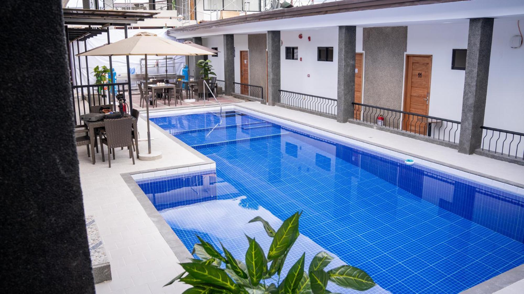 Bavarian Guest House 安吉利斯 外观 照片