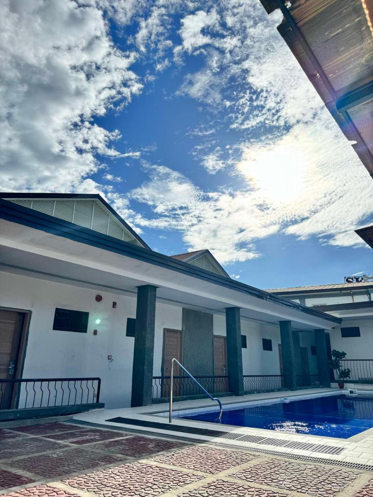 Bavarian Guest House 安吉利斯 外观 照片